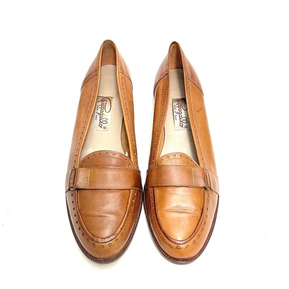 Pappagallo Shoes - Vintage 1980s tan leather women's brogue slip on loafers